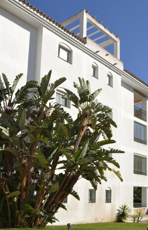 Luxury Garden Apartment - Walking Distance To The Sea Sitio de Calahonda Eksteriør billede