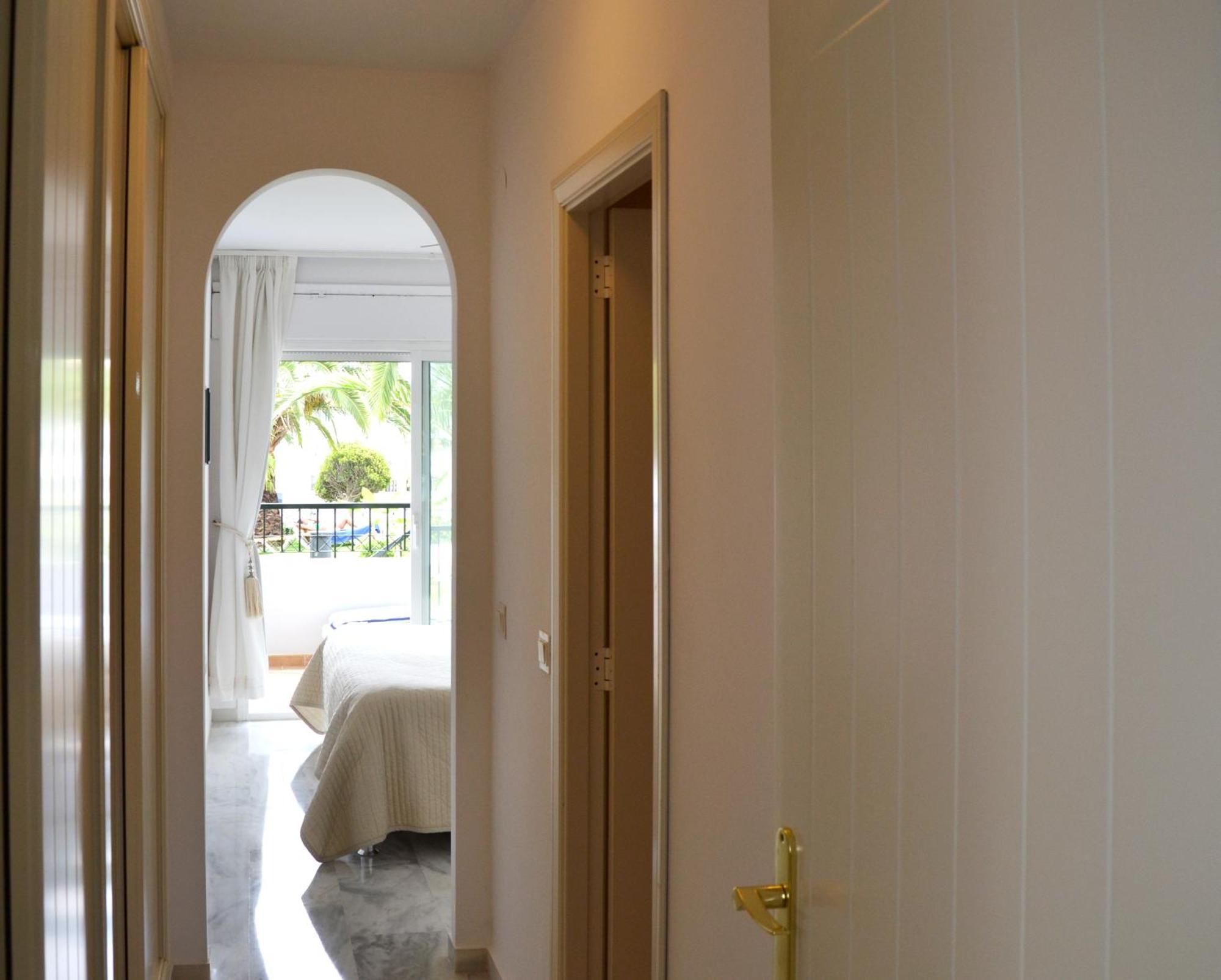Luxury Garden Apartment - Walking Distance To The Sea Sitio de Calahonda Eksteriør billede